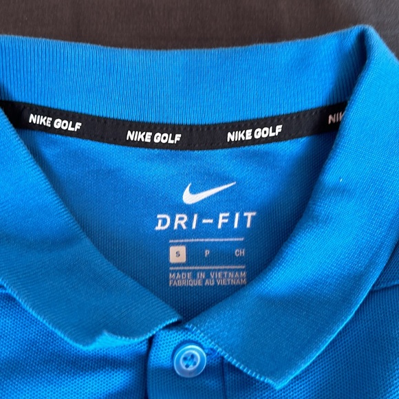 Nike Golf Shirt - Picture 2 of 4
